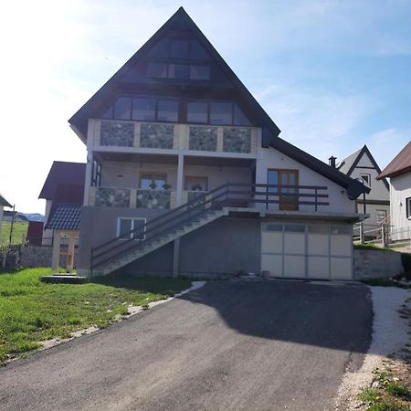 Apartments Andriyana 자블야크 외부 사진