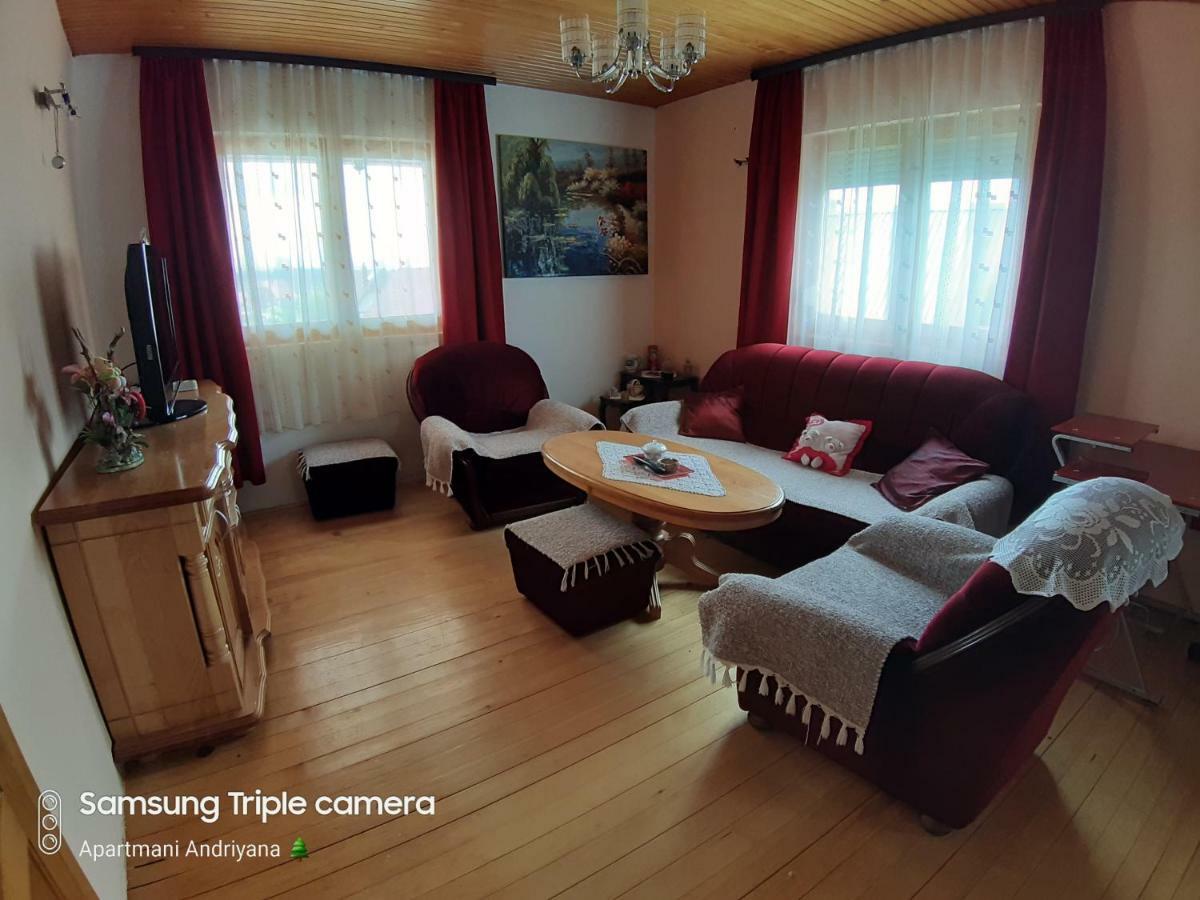 Apartments Andriyana 자블야크 외부 사진